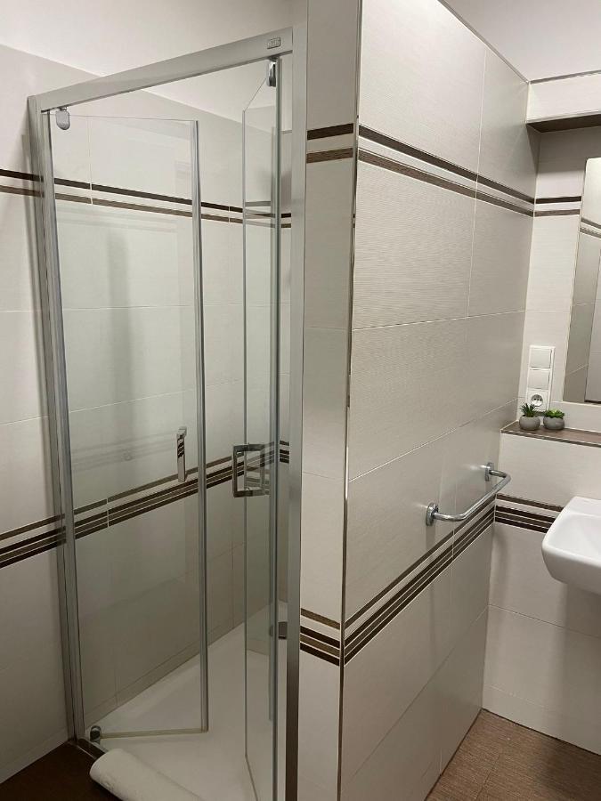 Hotel U Mesta Prahy Nachod Ngoại thất bức ảnh